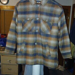American Eagle Faux Fur Lined Jacket Women's Size S/P/CH Flannel Plaid
